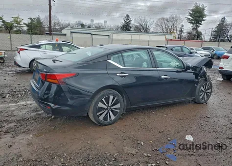 2021 Nissan Altima Sv z USA, uszkodzony, nr VIN 1N4BL4DV7MN324221